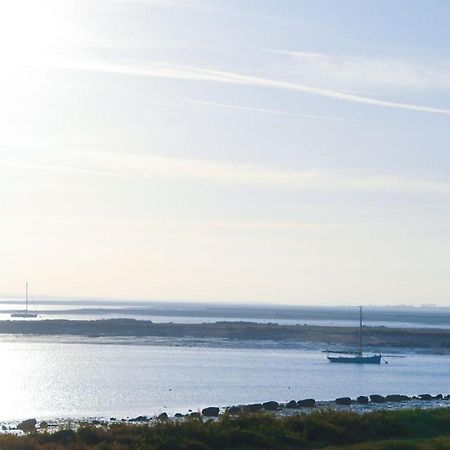 Bromans Barn A Beautiful Cottage By The Sea And Cudmore Nature Reserve West Mersea Bagian luar foto